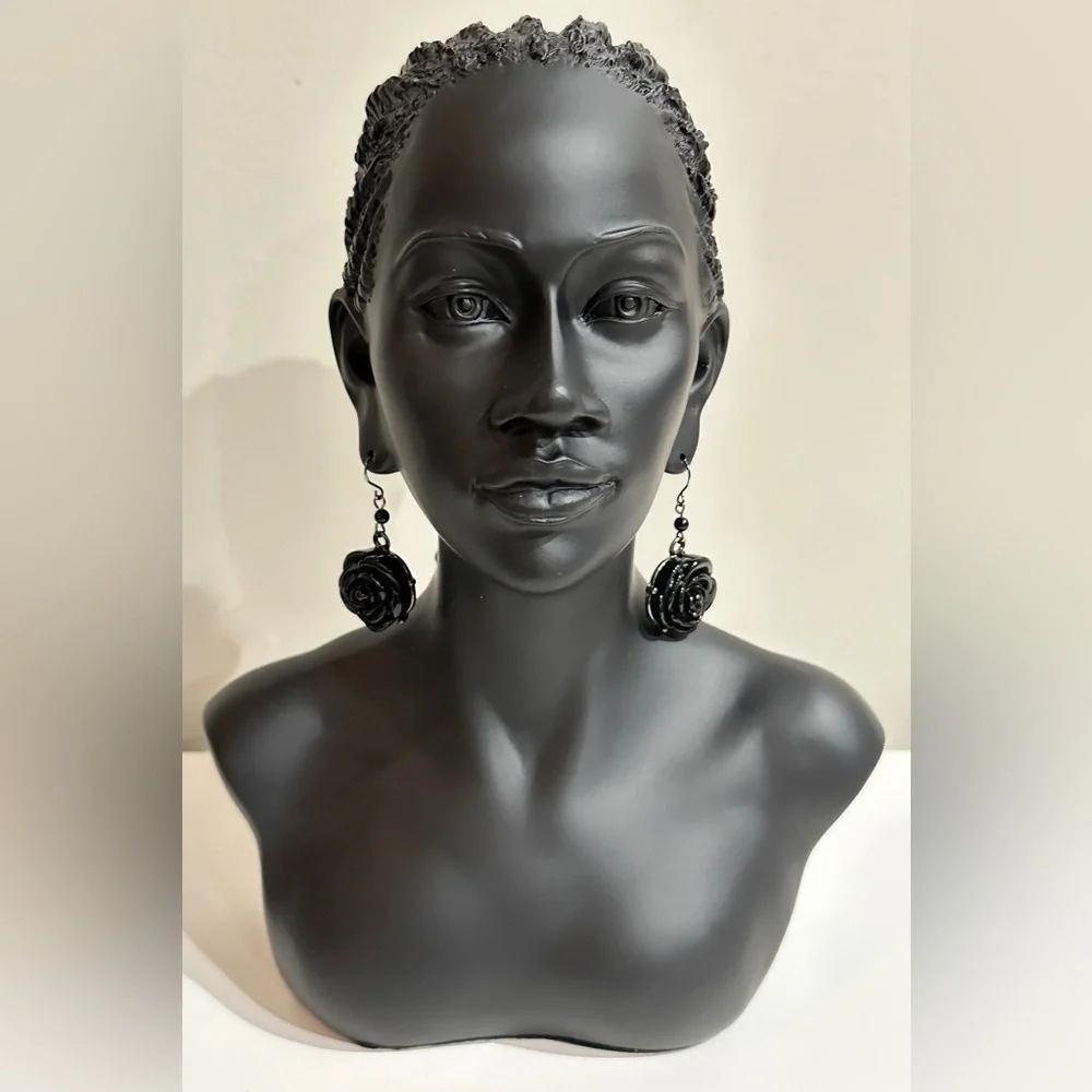 Elegant Vintage Black Resin Rose Drop Earrings